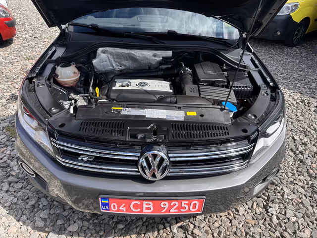 Volkswagen Tiguan - фото 3