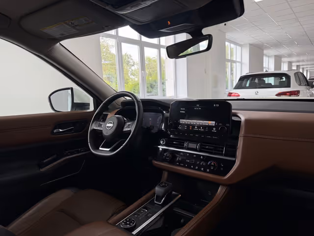 Nissan Pathfinder - фото 5