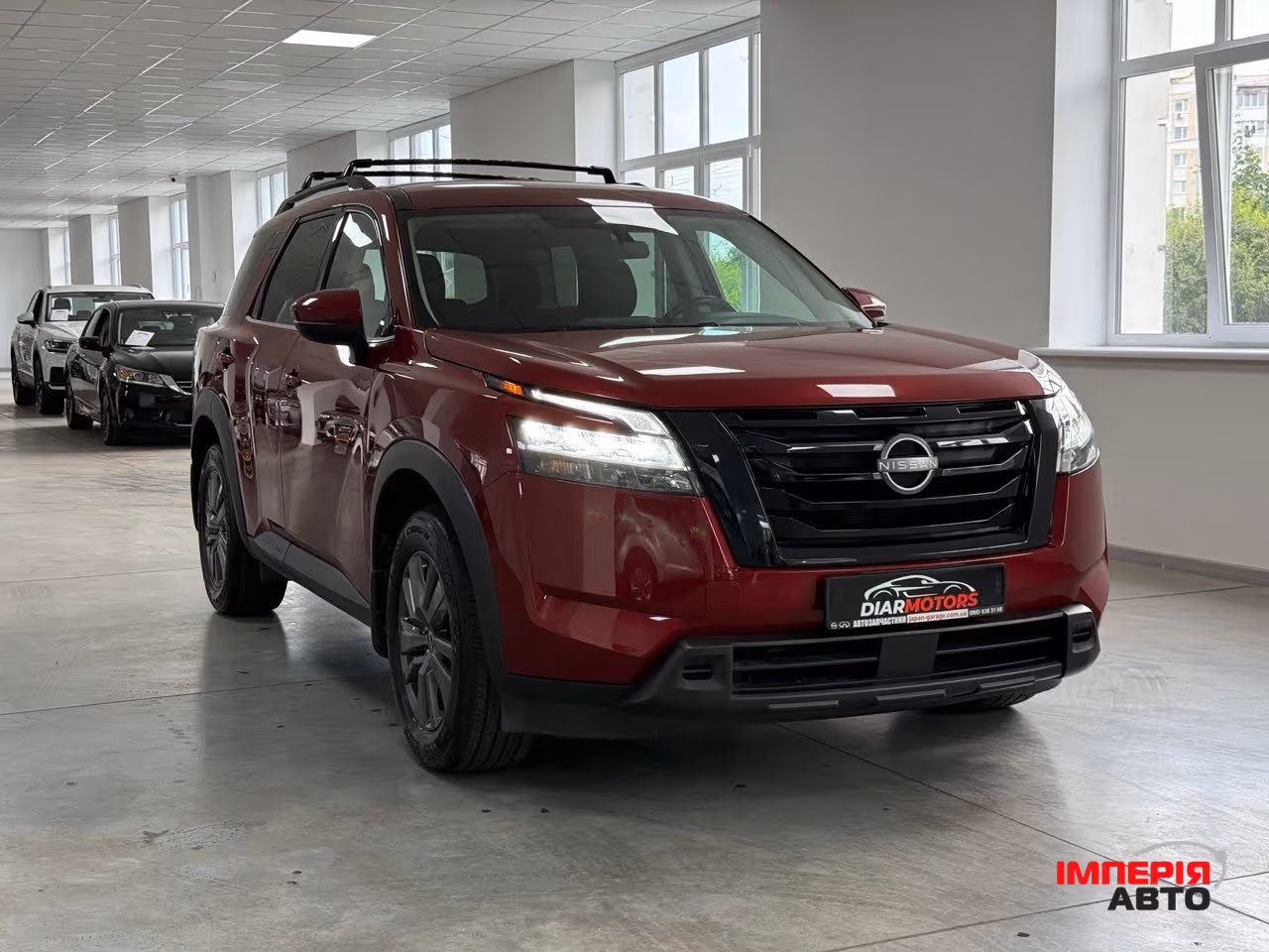 Nissan Pathfinder - фото 2