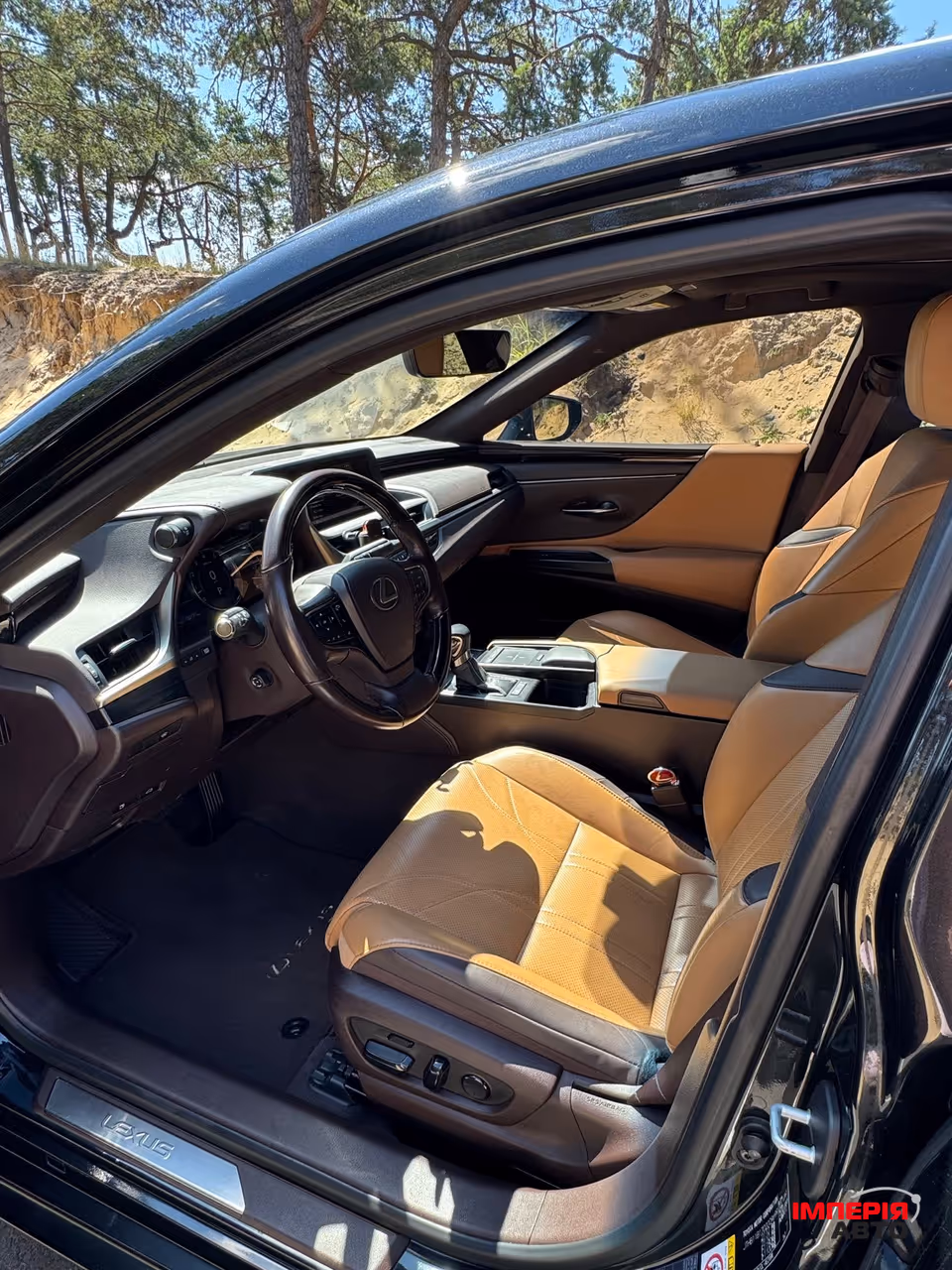 Lexus ES - фото 10