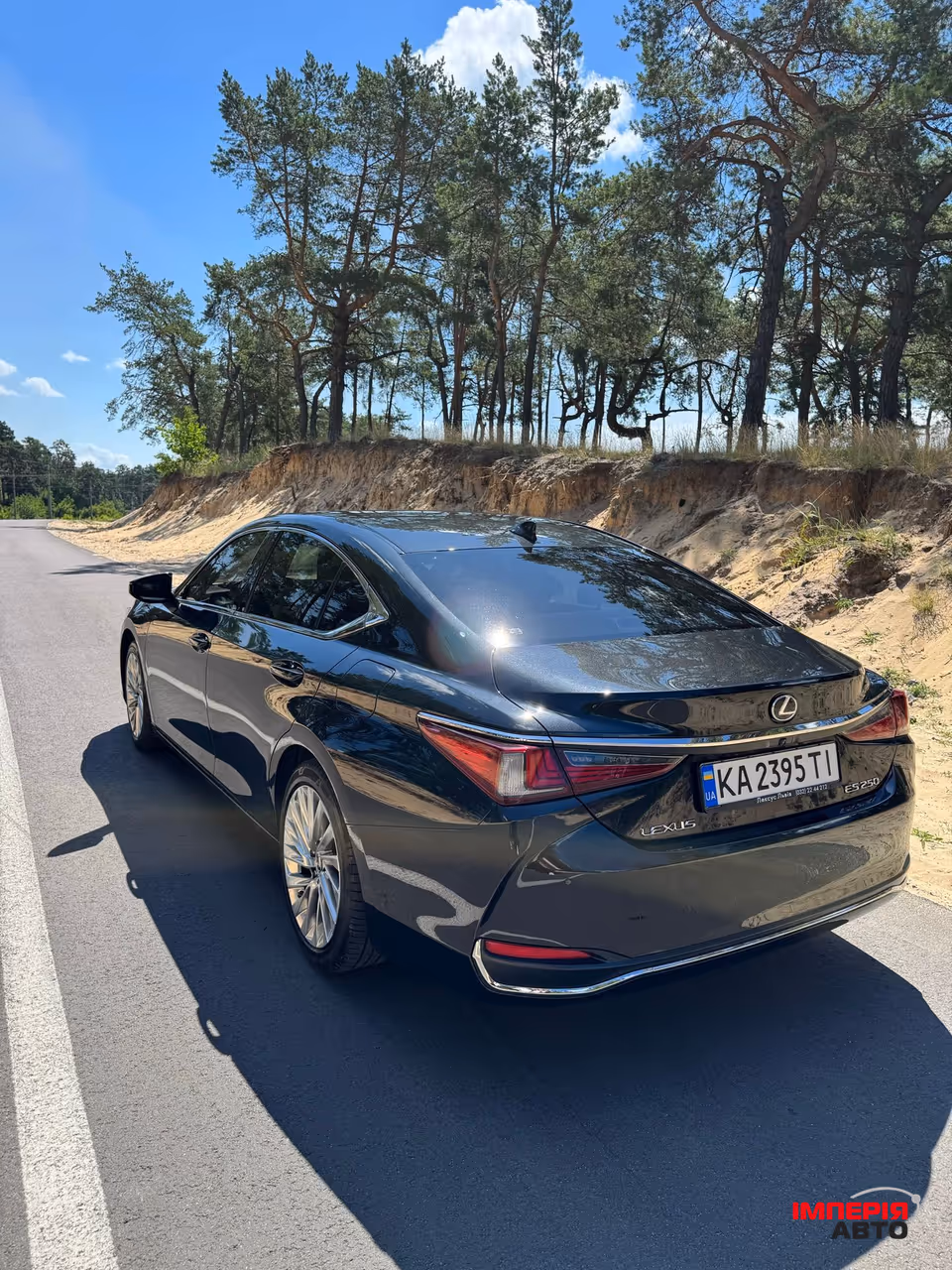 Lexus ES - фото 9