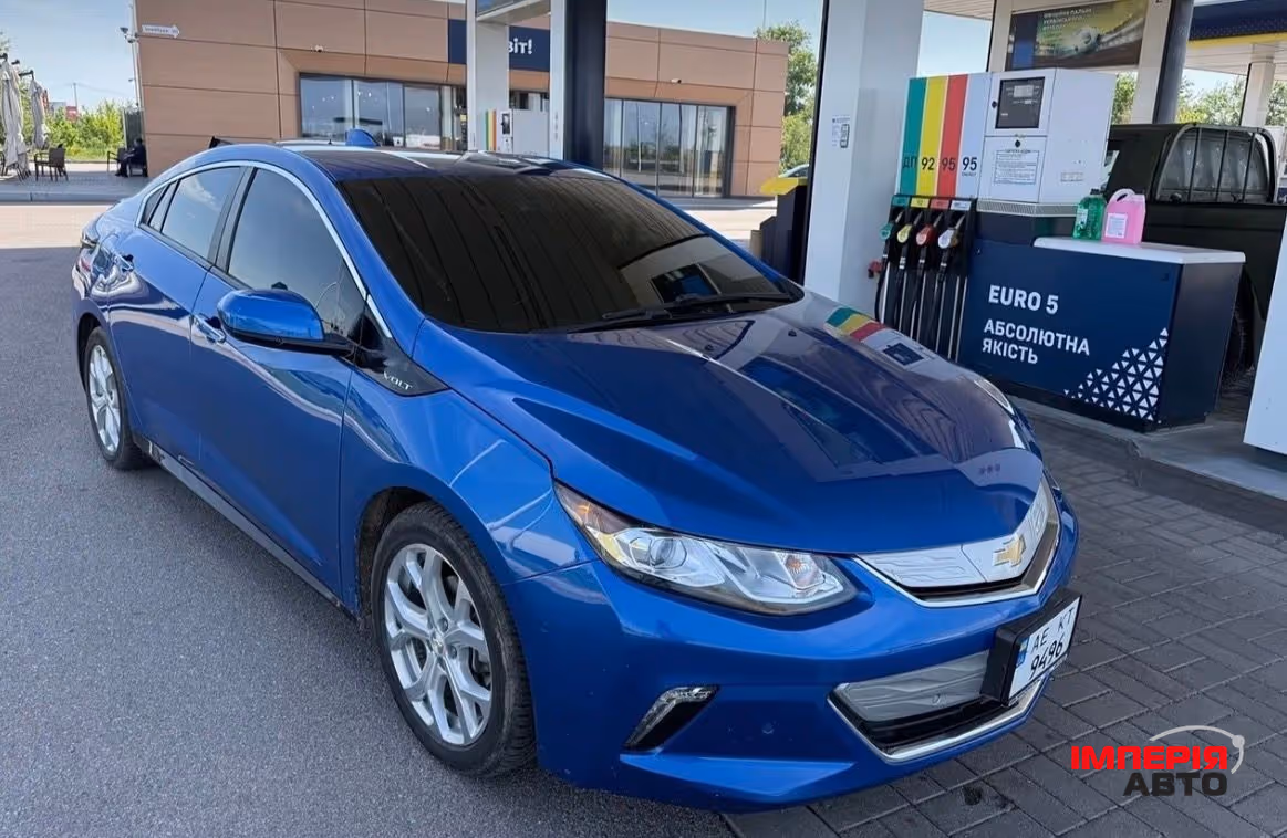 Chevrolet Volt - фото 1