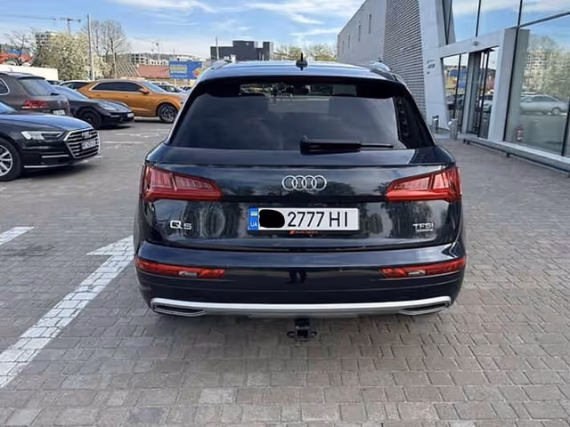 Audi Q5 - фото 4