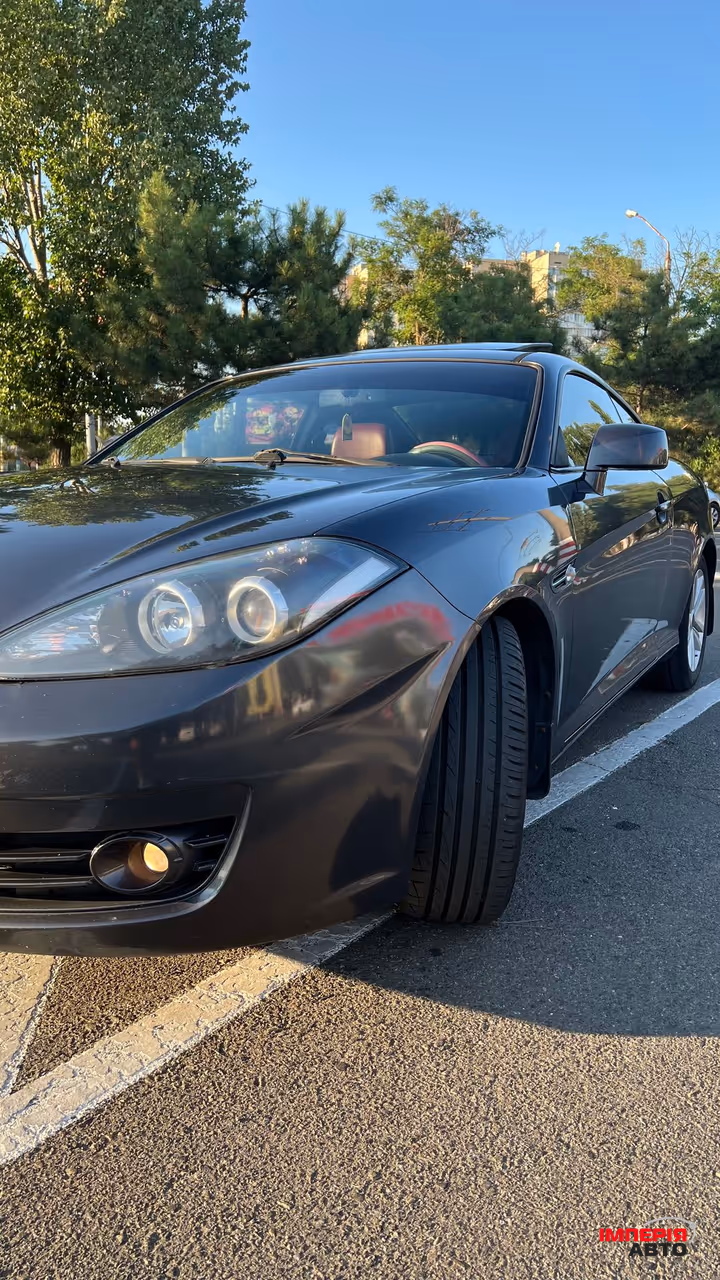 Hyundai Coupe - фото 6