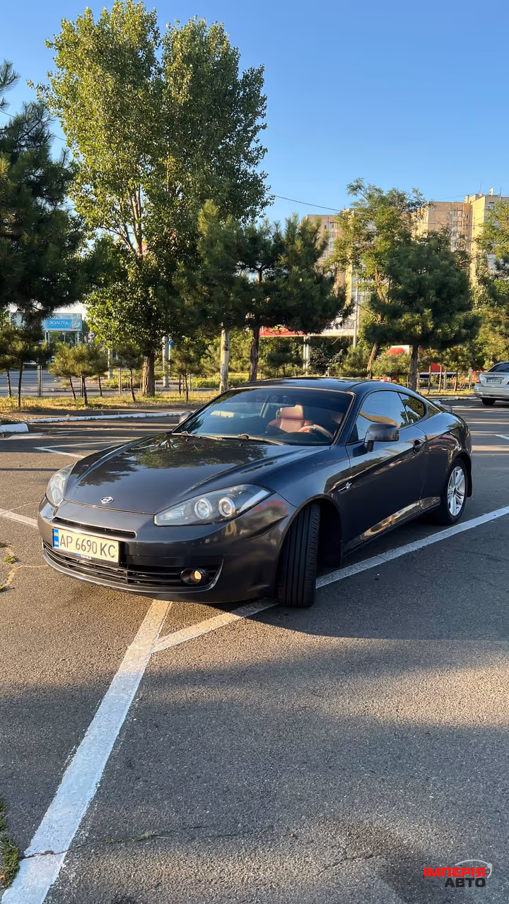 Hyundai Coupe - фото 3