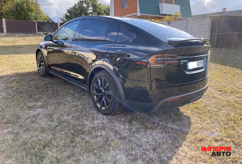 Tesla Model X - фото 6