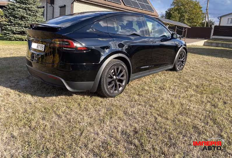 Tesla Model X - фото 3