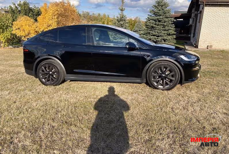 Tesla Model X - фото 5