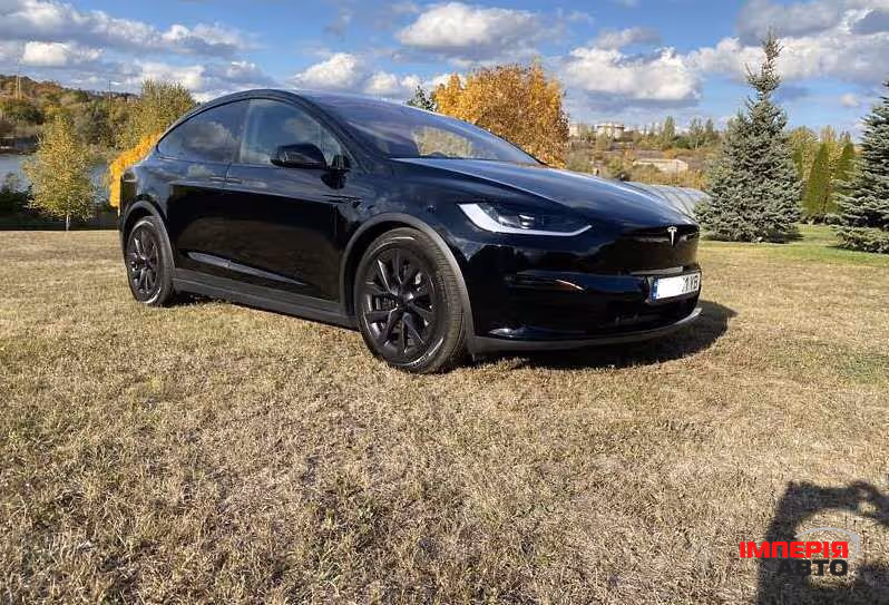 Tesla Model X - фото 2