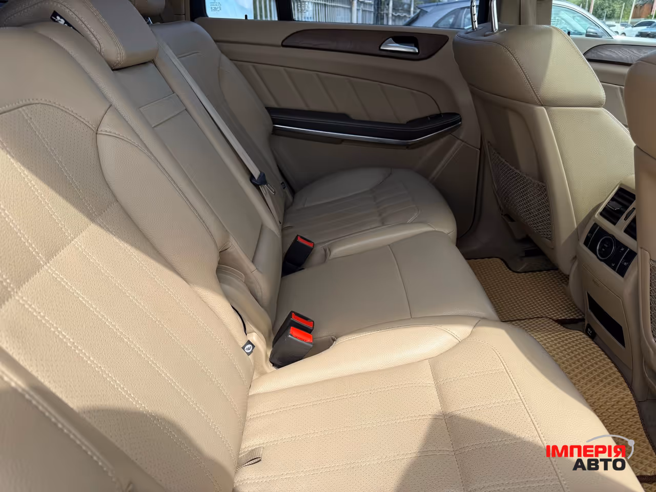Mercedes-Benz GL-Класс - фото 10