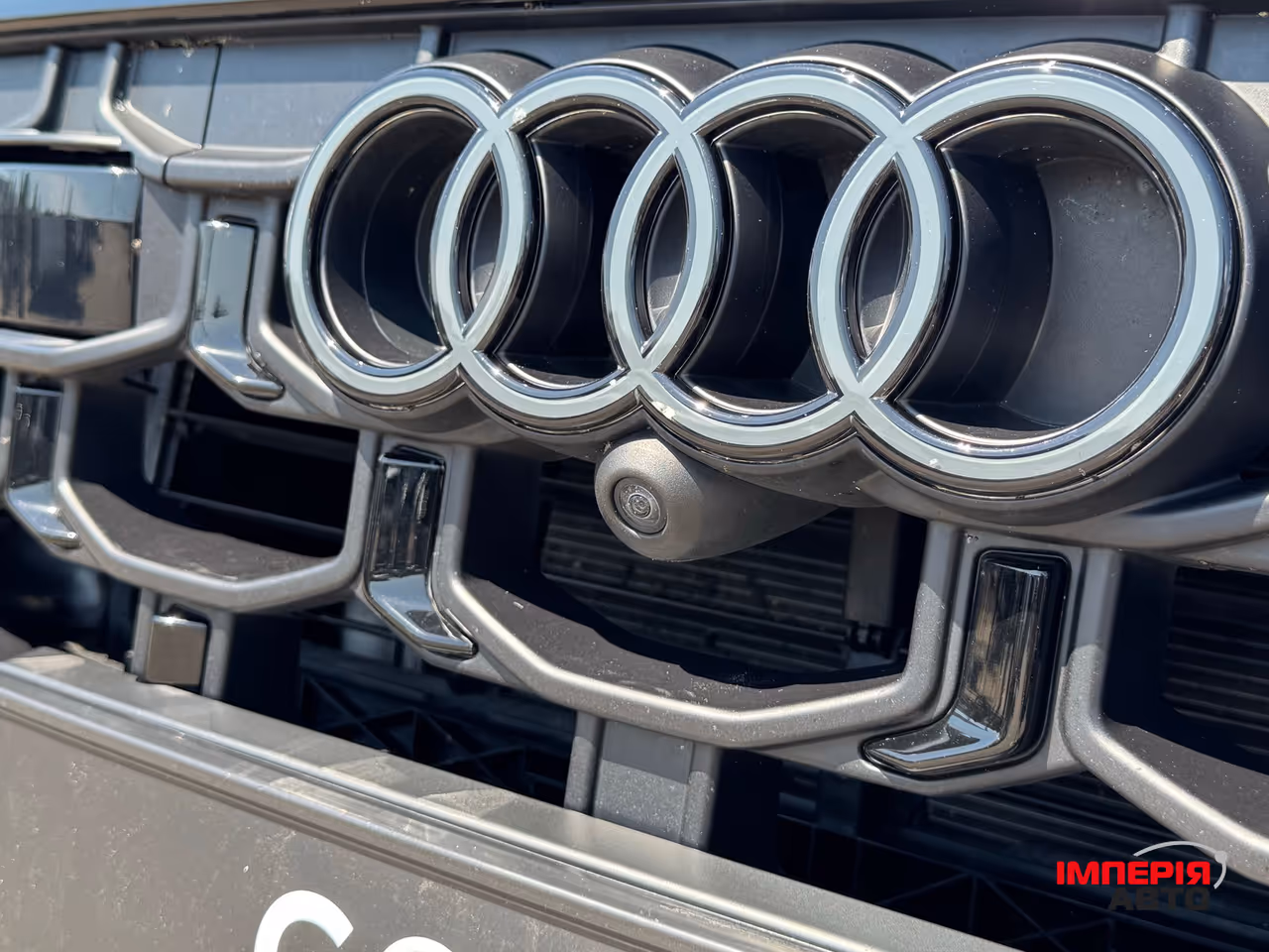 Audi Q8 - фото 11