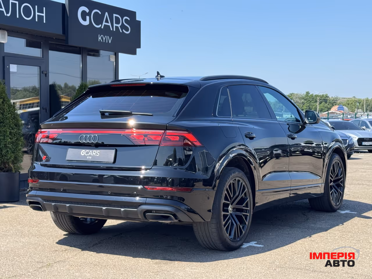 Audi Q8 - фото 8