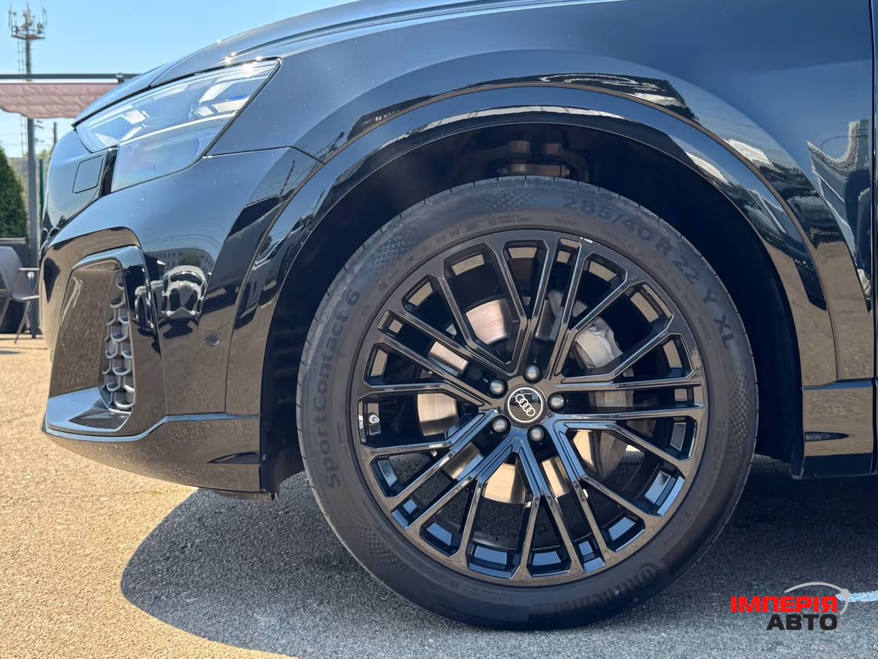 Audi Q8 - фото 6