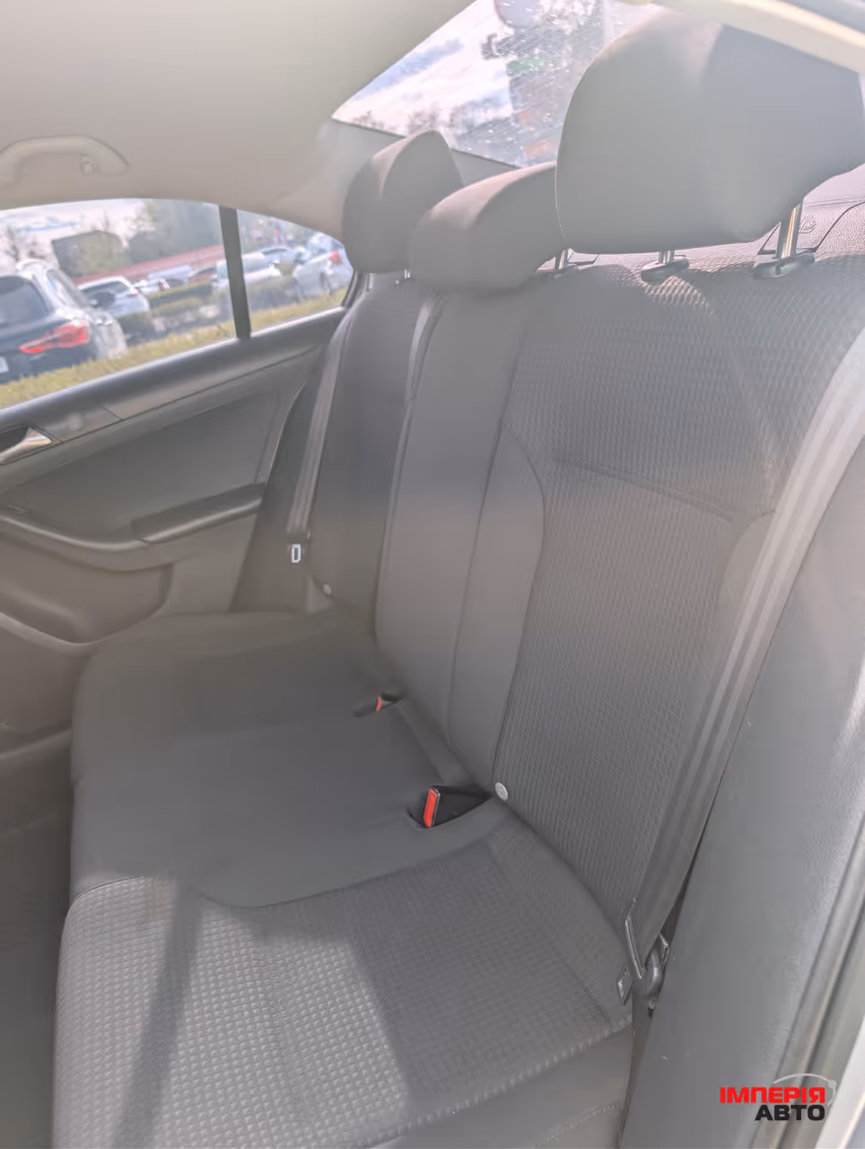 Volkswagen Jetta - фото 14