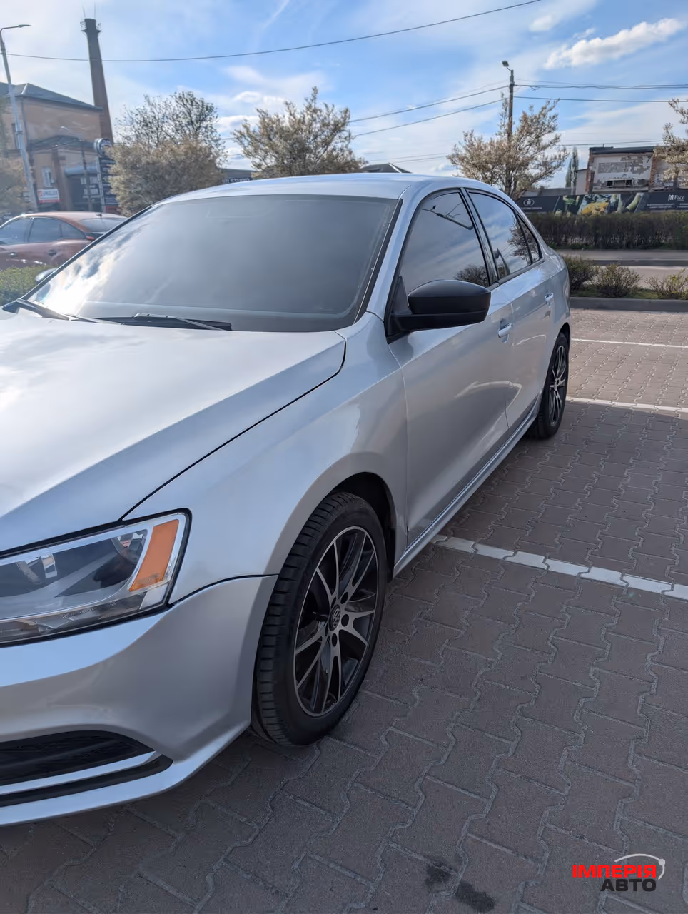 Volkswagen Jetta - фото 2