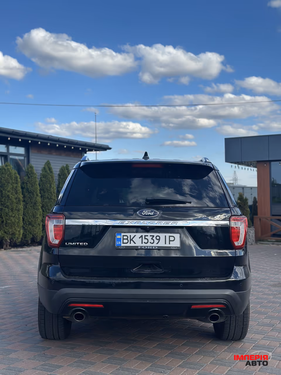 Ford Explorer - фото 11