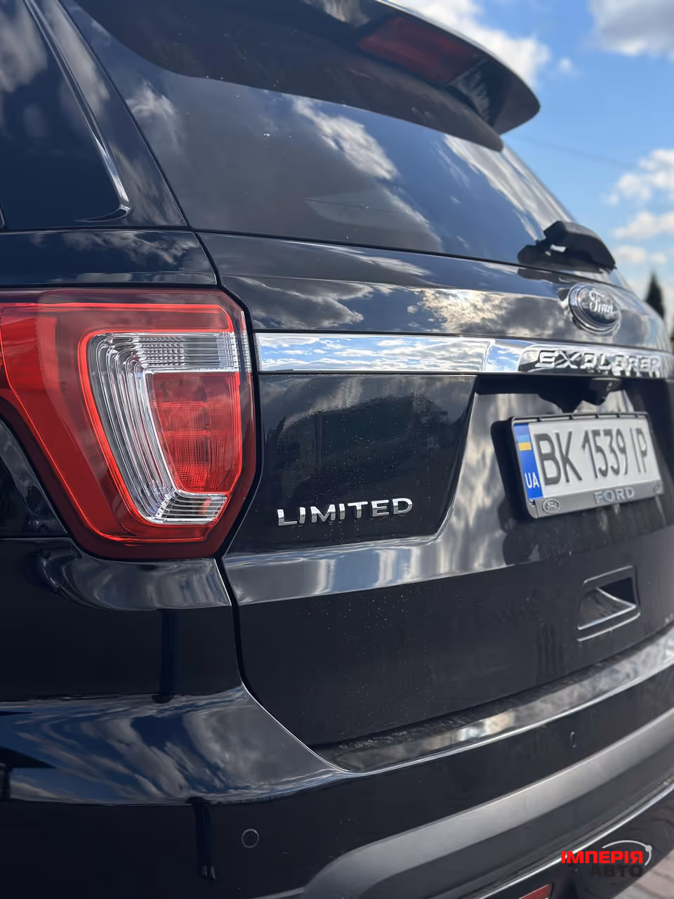 Ford Explorer - фото 10
