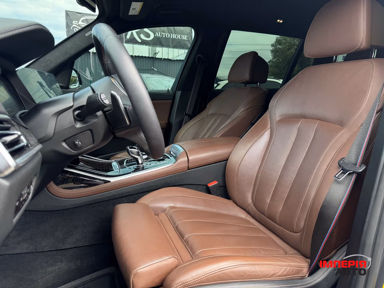 BMW X7 - фото 24