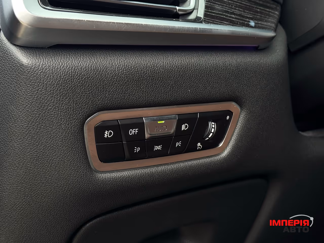 BMW X7 - фото 22