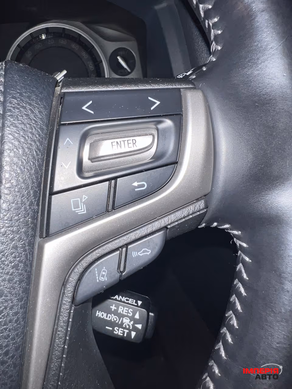 Toyota Land Cruiser - фото 3