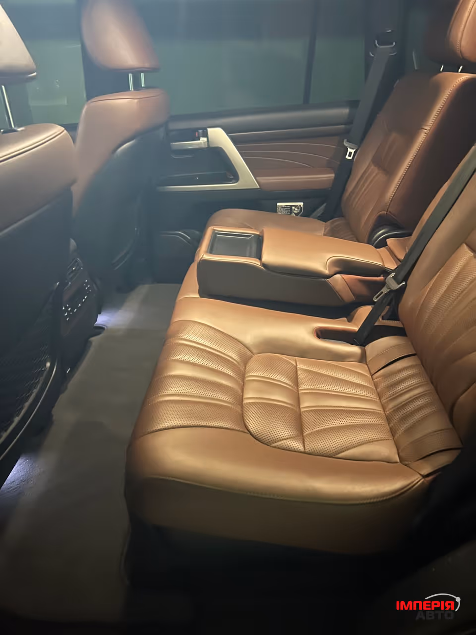 Toyota Land Cruiser - фото 8
