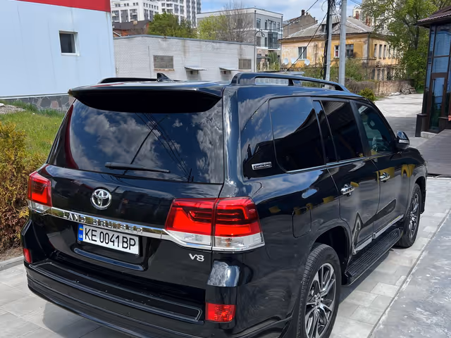 Toyota Land Cruiser - фото 4