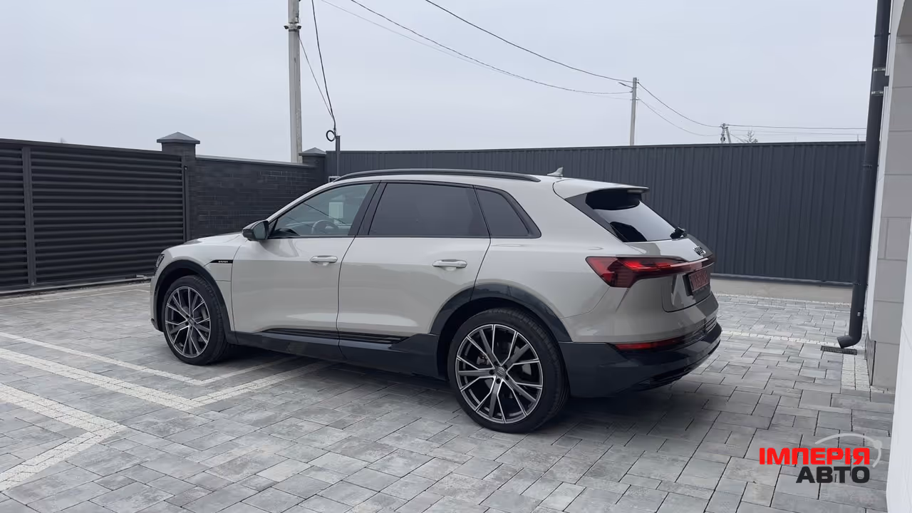 Audi e-tron Sportback - фото 4
