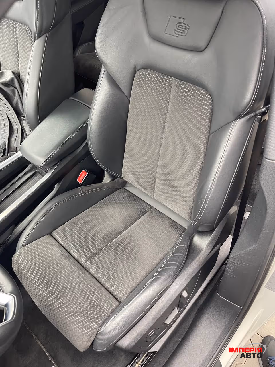 Audi e-tron Sportback - фото 8
