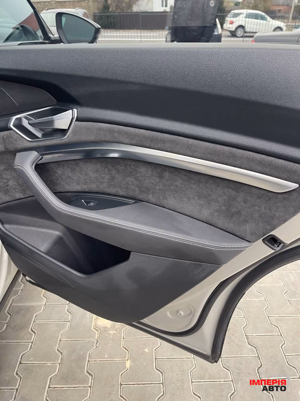 Audi e-tron Sportback - фото 7