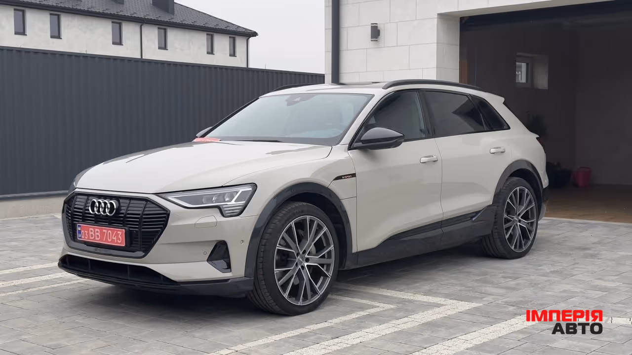 Audi e-tron Sportback - фото 2