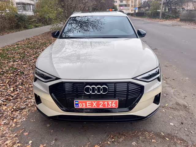 Audi e-tron Sportback - фото 5