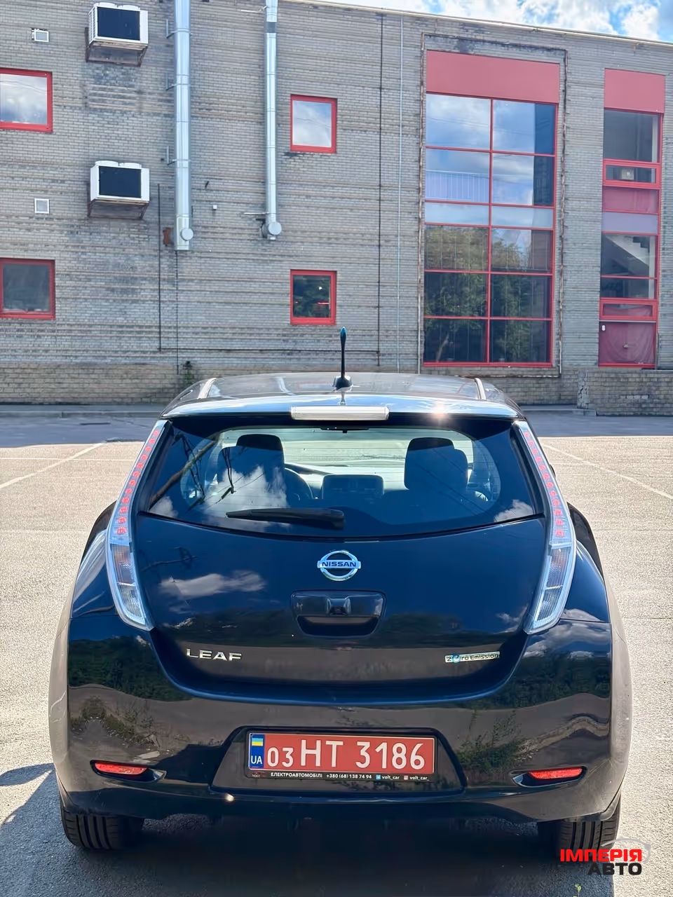 Nissan Leaf - фото 4