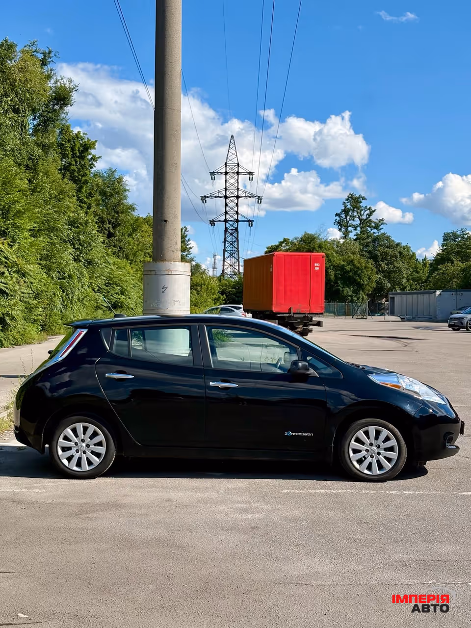 Nissan Leaf - фото 2
