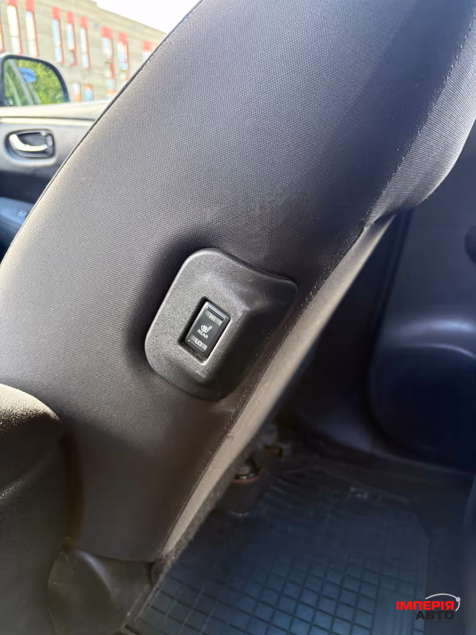 Nissan Leaf - фото 19