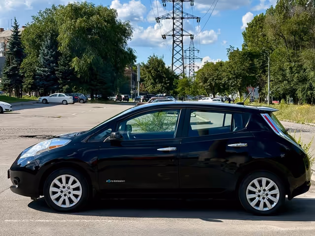 Nissan Leaf - зображення 3