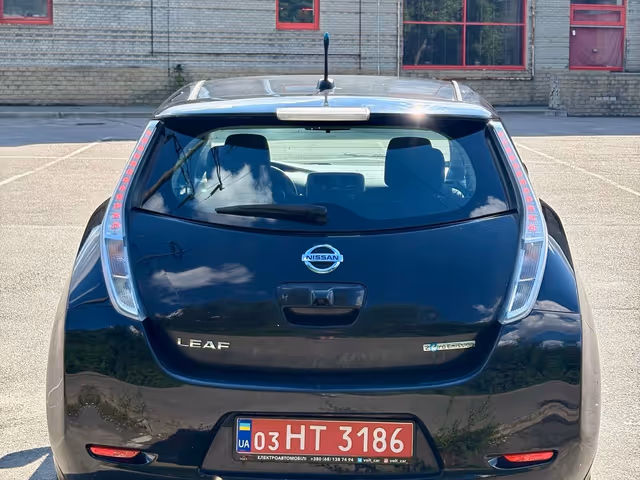 Nissan Leaf - зображення 4