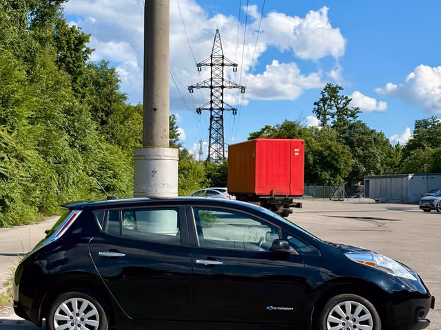 Nissan Leaf - зображення 2