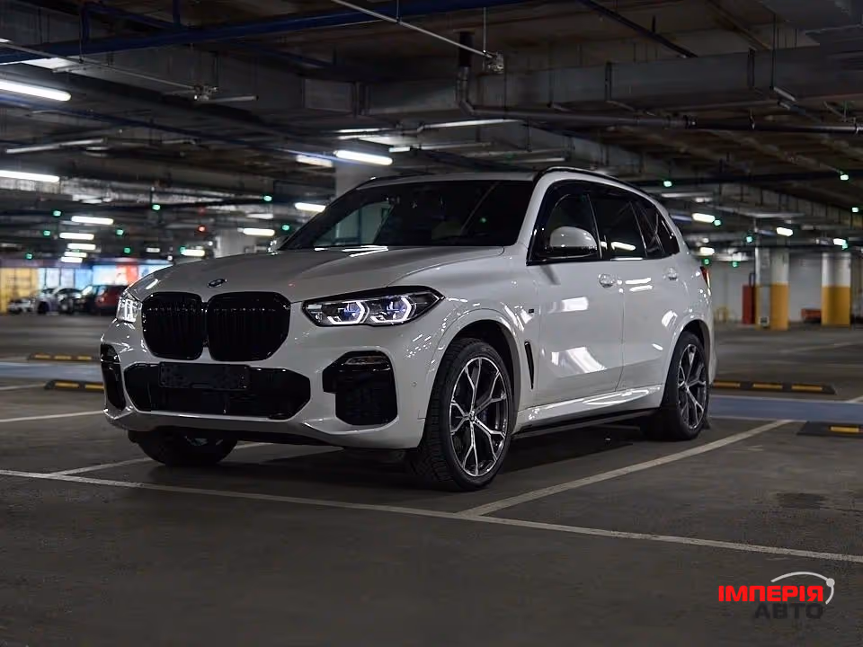 BMW X5 - фото 9