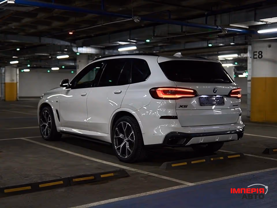 BMW X5 - фото 5