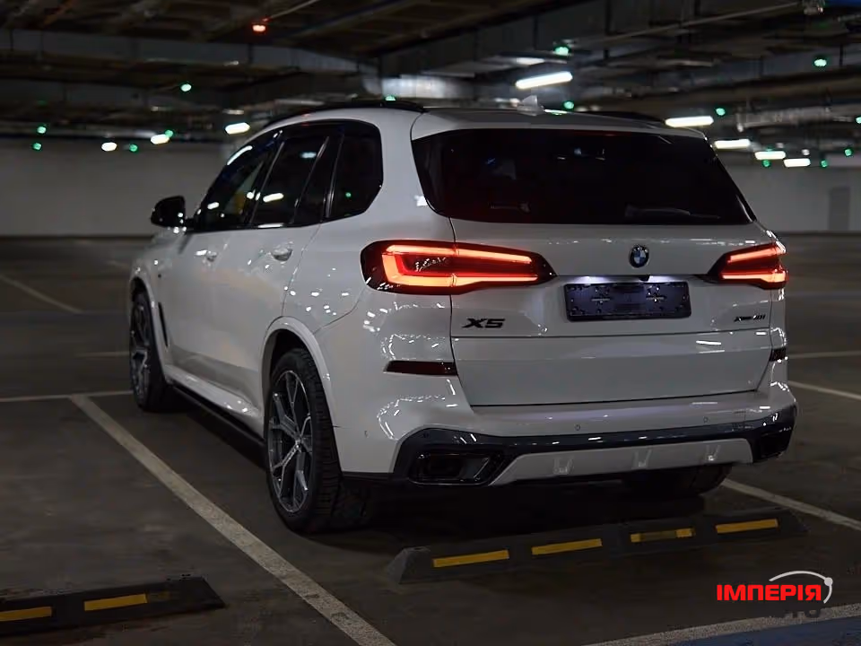 BMW X5 - фото 4