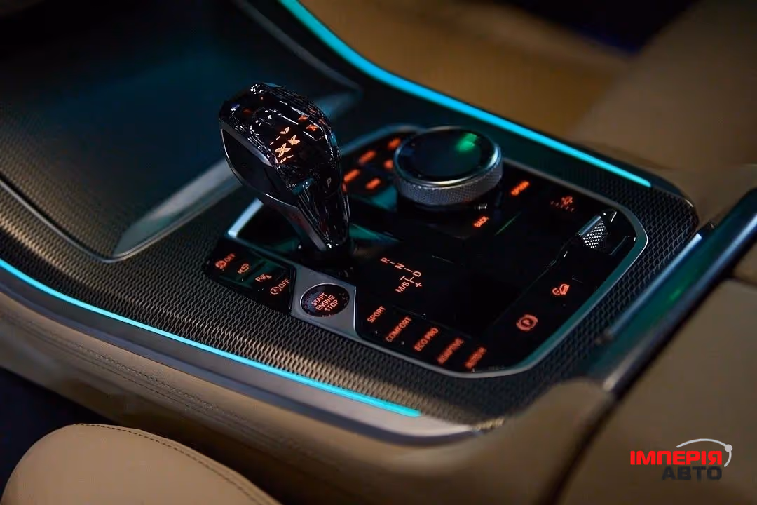 BMW X5 - фото 19
