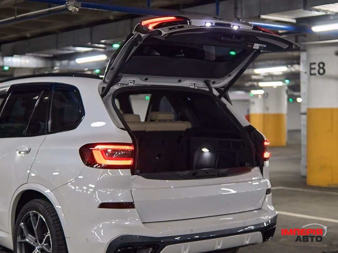 BMW X5 - фото 6