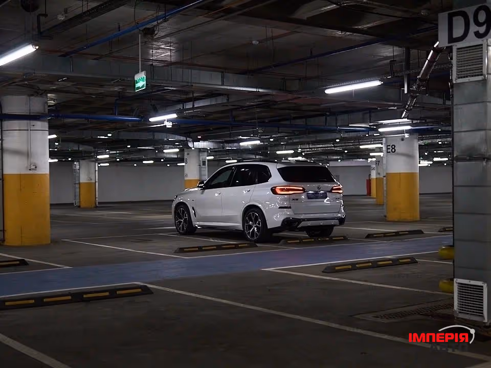 BMW X5 - фото 3