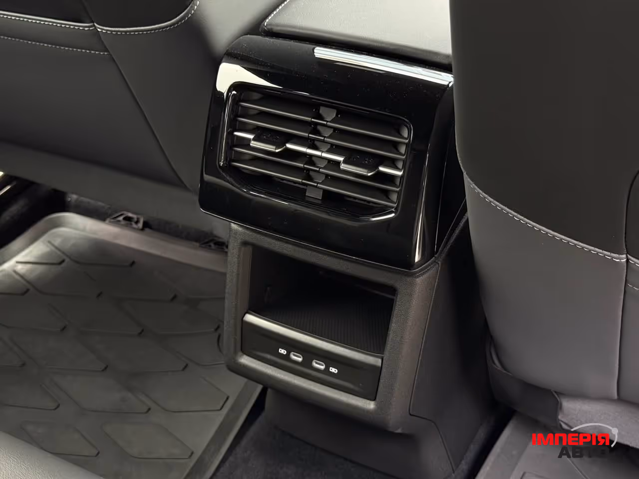 Volkswagen ID.4 - фото 10