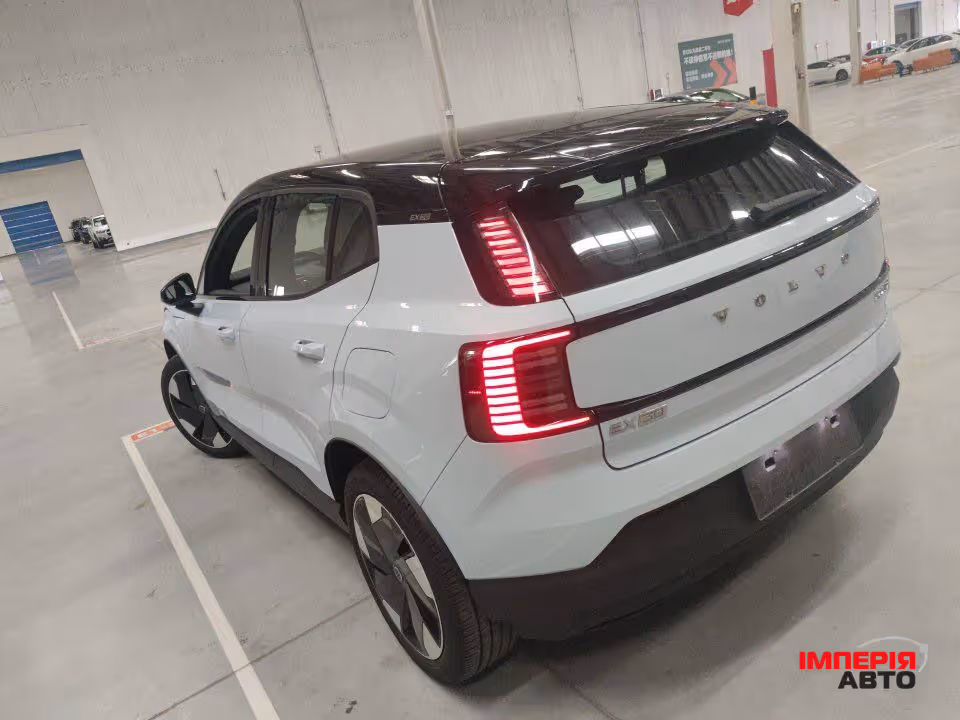 Volvo EX30 - фото 28