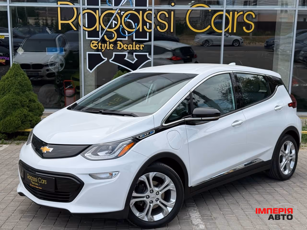 Chevrolet Bolt - фото 1