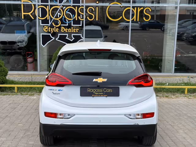 Chevrolet Bolt - фото 2