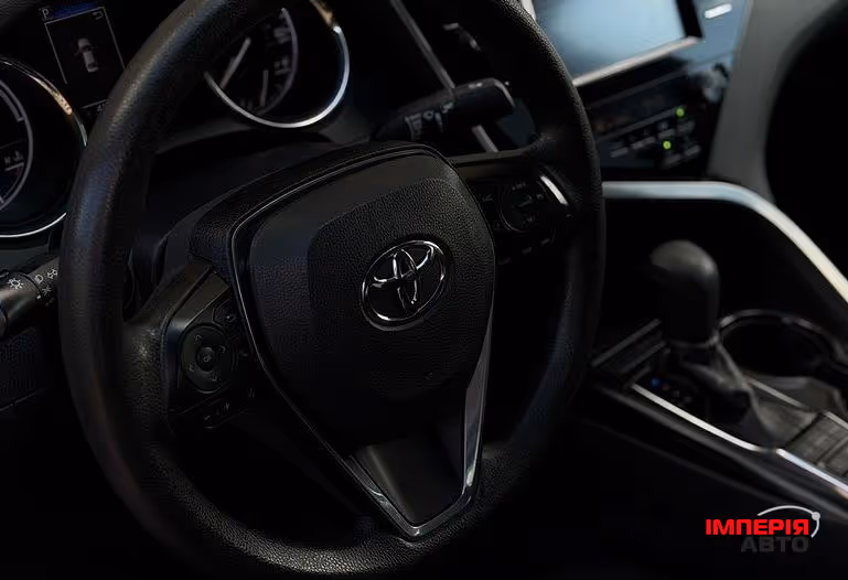 Toyota Camry - фото 9