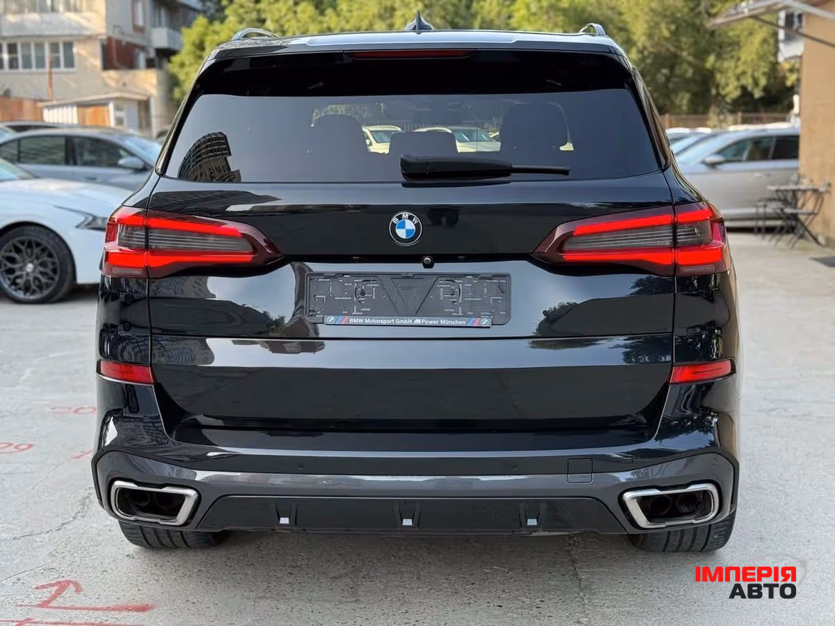 BMW X5 - фото 6