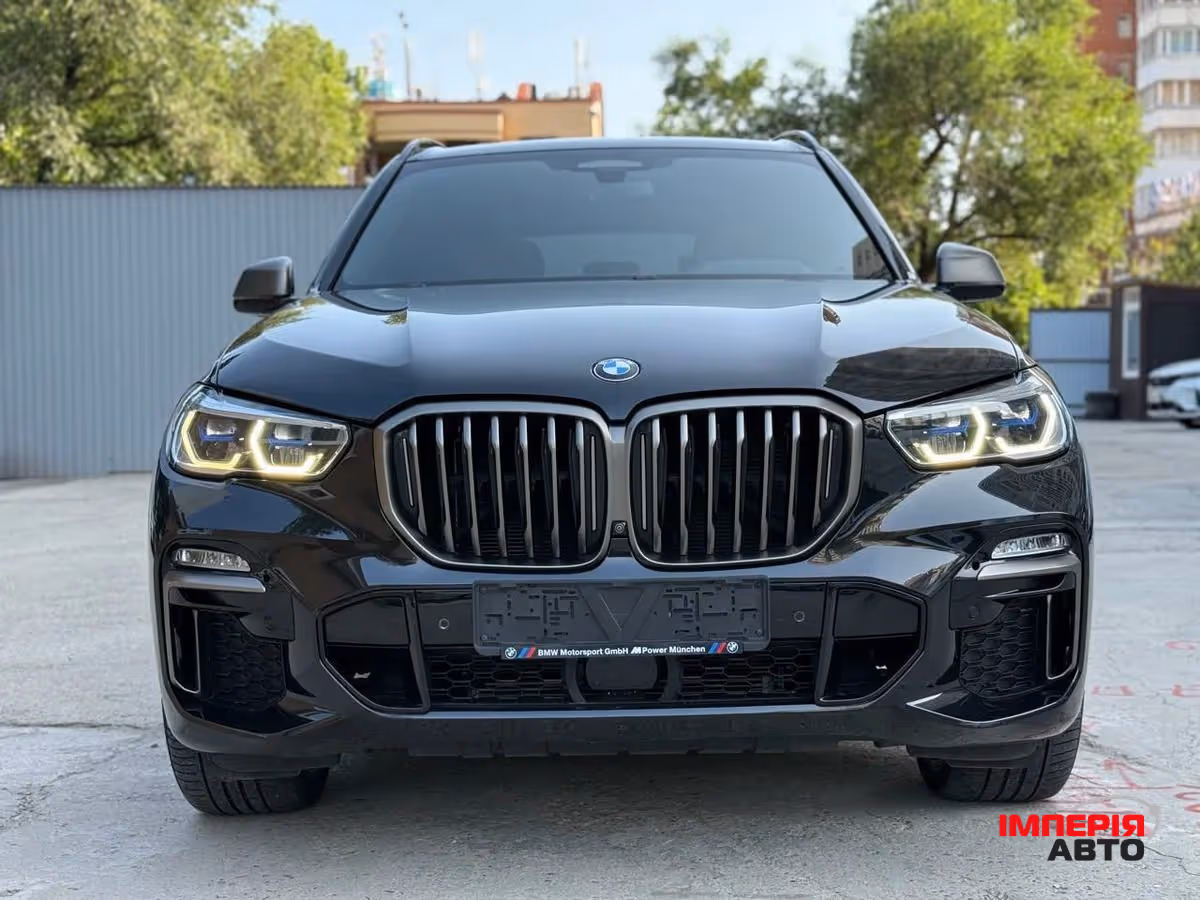 BMW X5 - фото 1